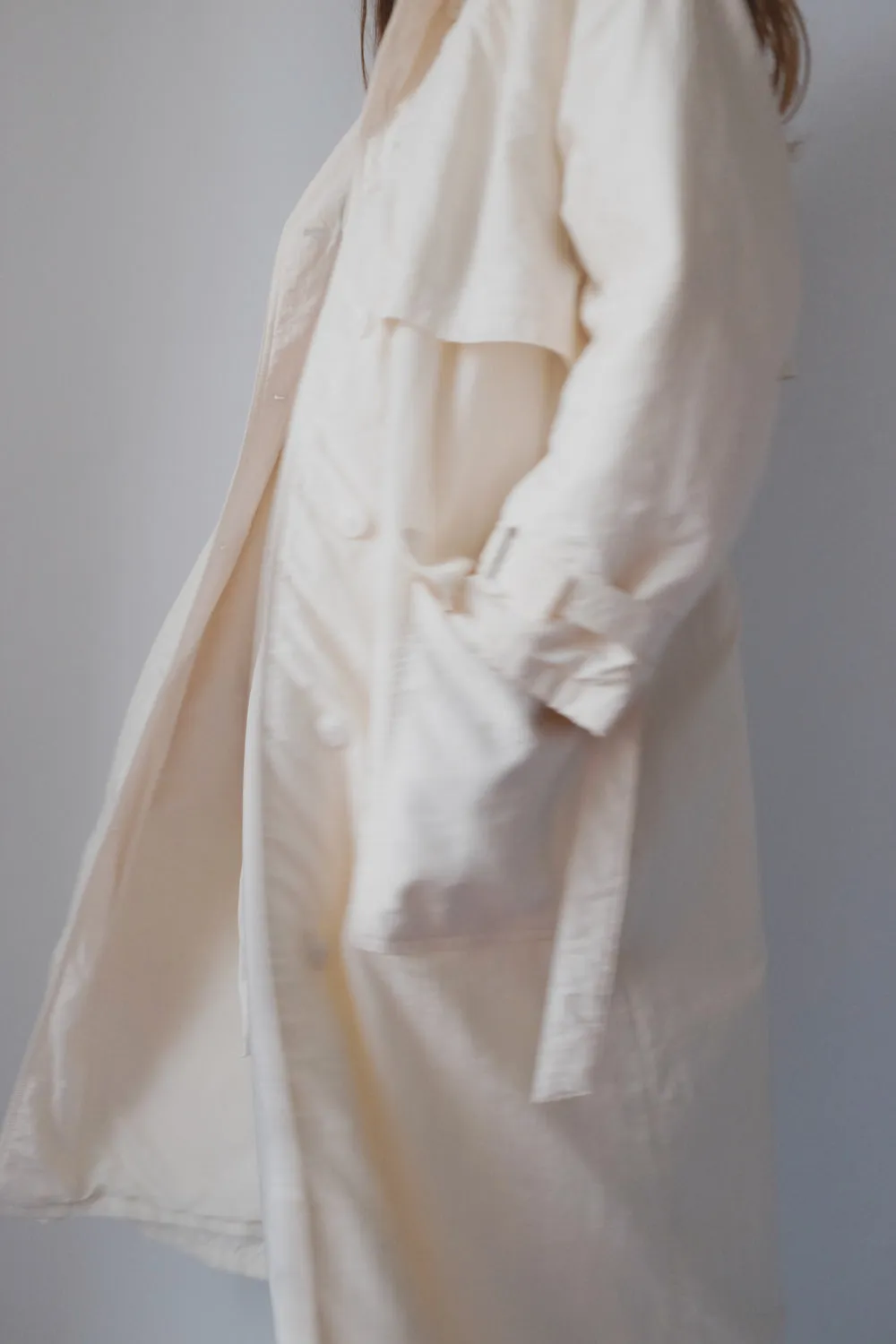 CREAM VINTAGE TRENCH COAT