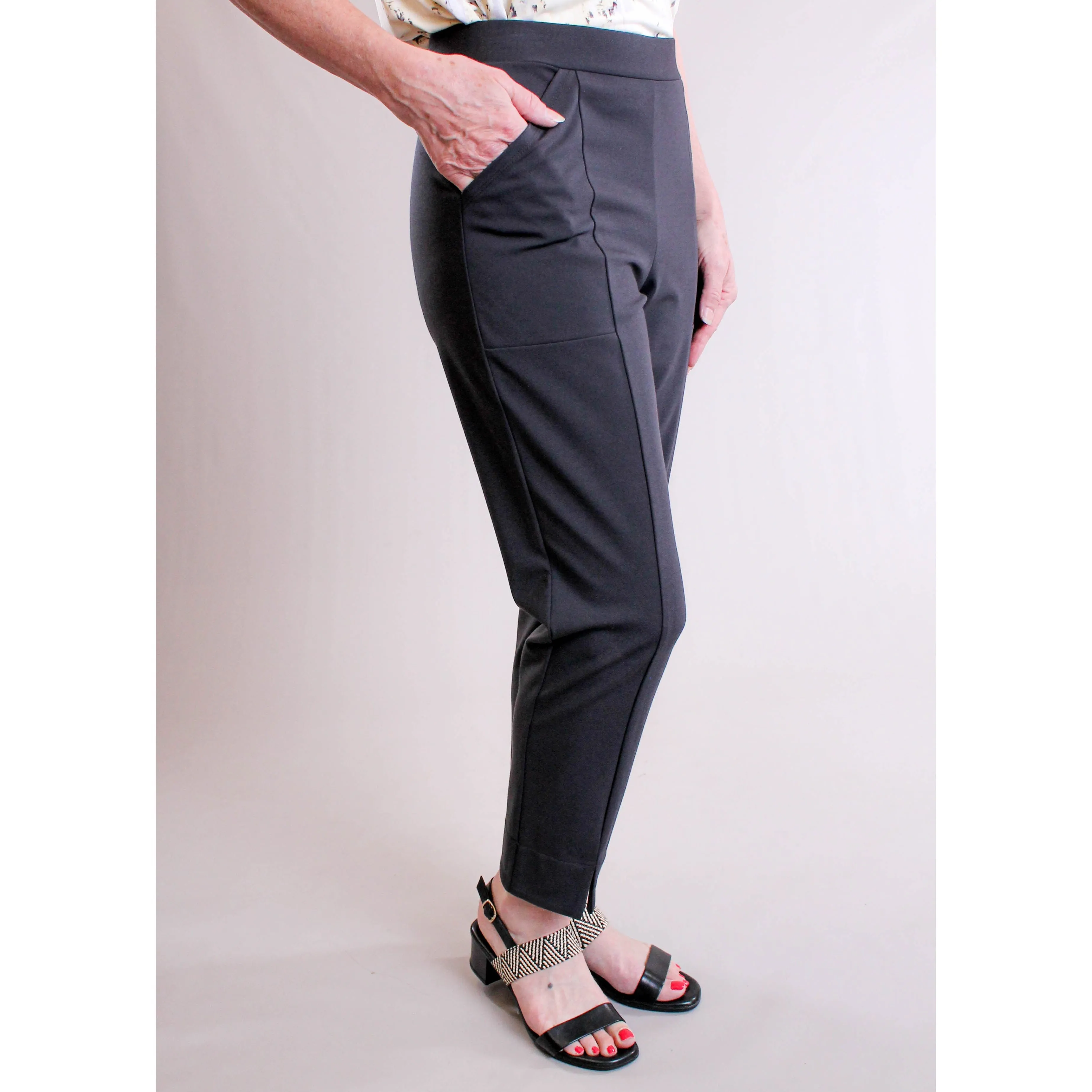 Sympli Ponte Hepburn Ankle Pant